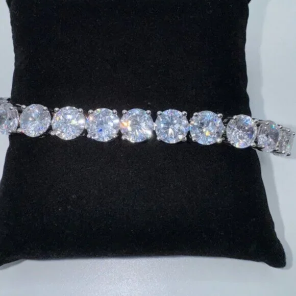 48ct Tennis Bracelet - Picture 3 of 9